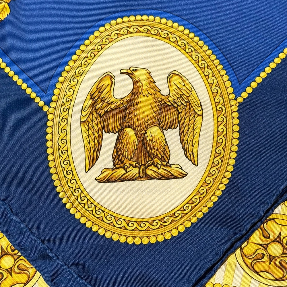 NWOT White House Historical Association 33” square silk French Blue & Gold Scarf - Picture 4 of 9
